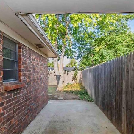 Large Open Space For Family Fun! Amarillo Luaran gambar