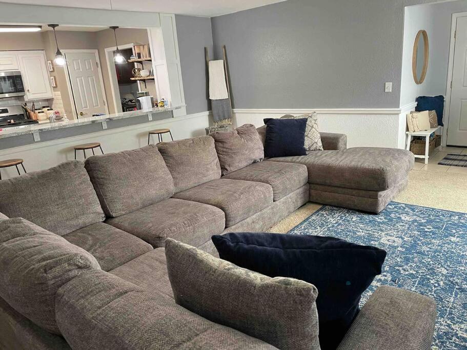 Large Open Space For Family Fun! Amarillo Luaran gambar