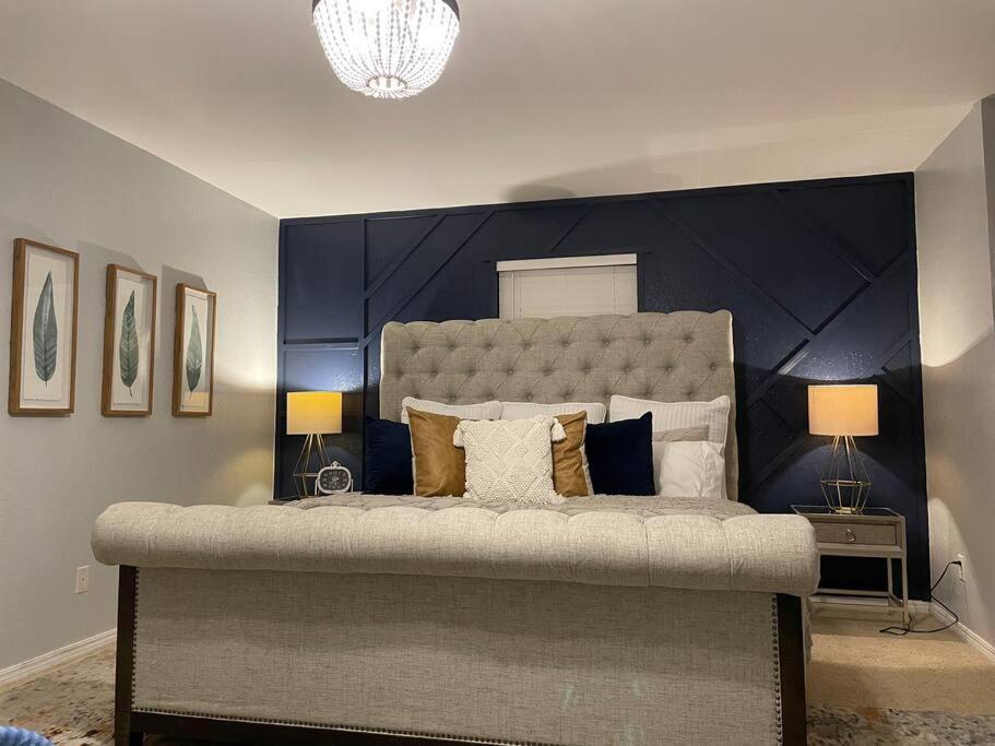 Large Open Space For Family Fun! Amarillo Luaran gambar